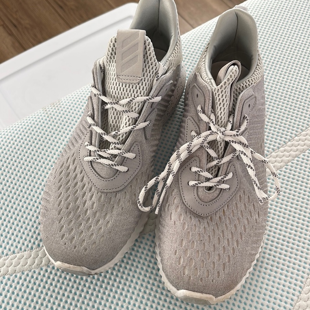 Adidas Alpha Bounce [Gray]